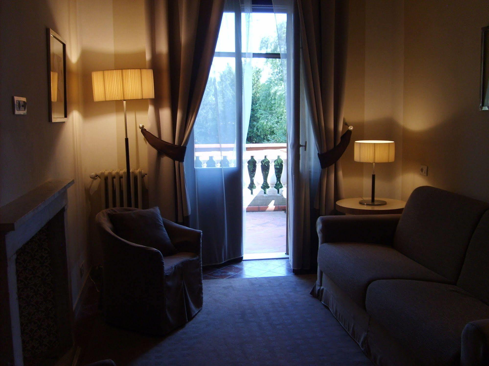 Villa Dei Tigli 920 Liberty Resort Rodigo Екстериор снимка